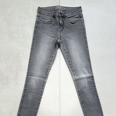 Jeans Hose Only S/ 34 grau