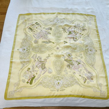 Hermes silk scarf 90x90cm with box