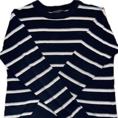 Gestreifter Pullover