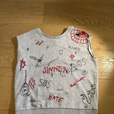 tanktop hand-labeled and cut