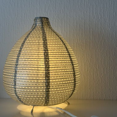 Nachttischlampe