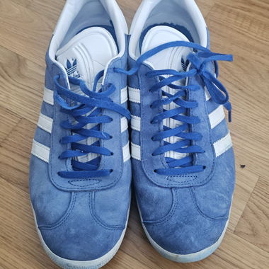 Baskets Adidas Gazelle bleues