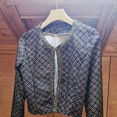 Veste grise et noir pailleté 