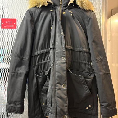 Parka invernale Zara Trafaluc con cappuccio e pelliccia