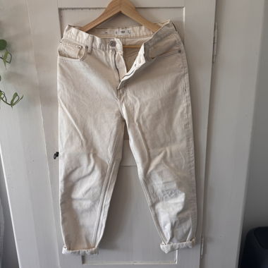 Creme Boyfriend Jeans