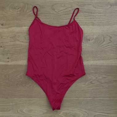 Red camisole body