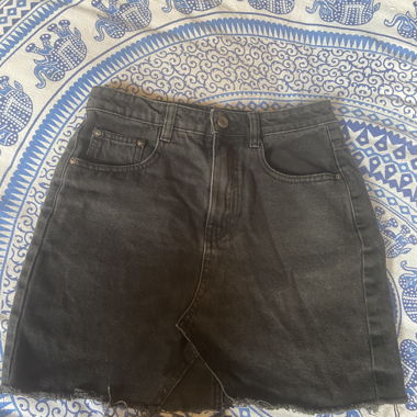 Jupe noire en jean – Pull&Bear
