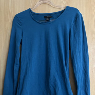 Petit pull AMISU