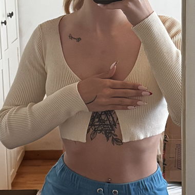 Cardigan corto crema 