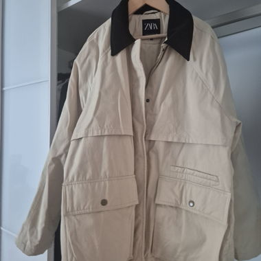 Beige Jacket with Black Collar ZARA