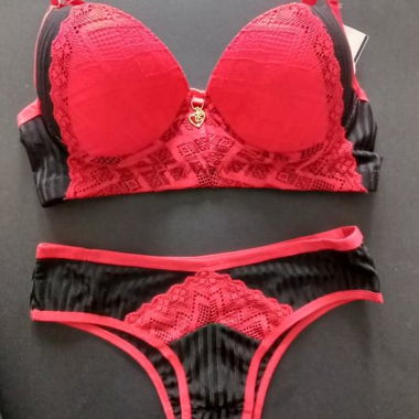 Lingerie 1172 - Élégance et Confort _ M_Vin