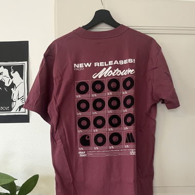 Carhartt backprinted tshirt