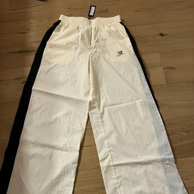 Trackpants