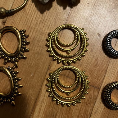 Orecchini decorativi