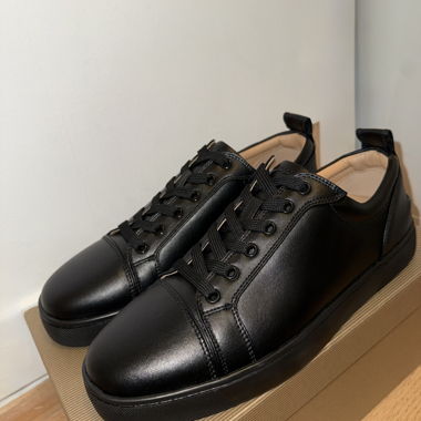 Baskets Christian Louboutin noires, taille 42