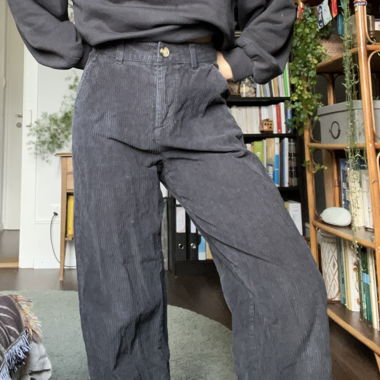 Roxy black corduroy pant