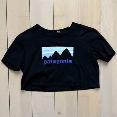 Patagonia Crop Top black