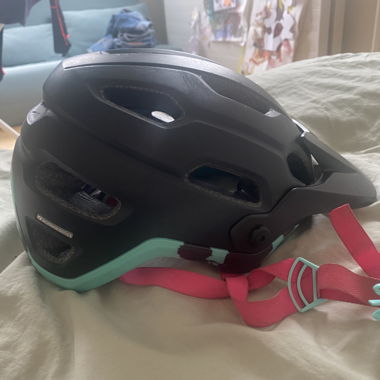 Giro Fahrradhelm