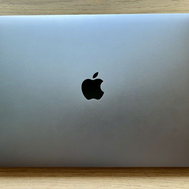 MacBook Pro 13" (2019), Intel i5, 8GB RAM, 256GB