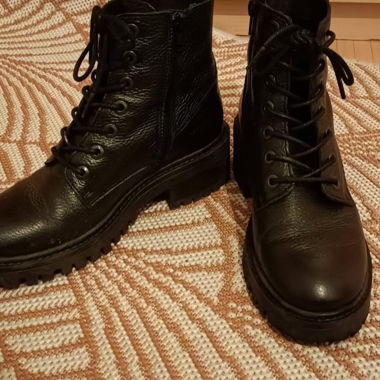 Leather boots