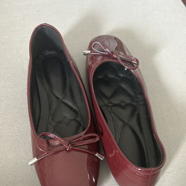 Red Ballerinas