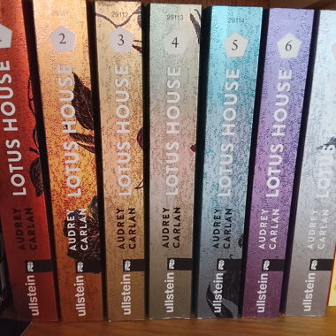 Set di Libri Lotus House (7 Libri)