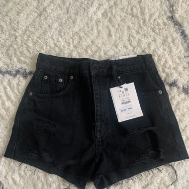 Mom fit ripped denim shorts