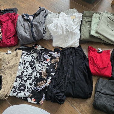 Women’s Tops and Pants Set