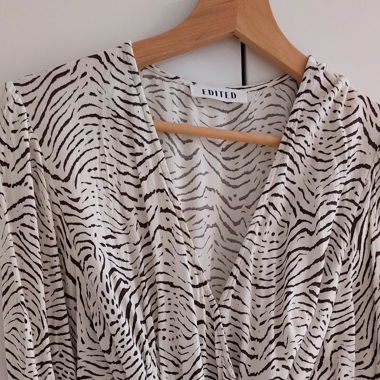 Wunderschönes Wickelkleid mit Zebra Muster 