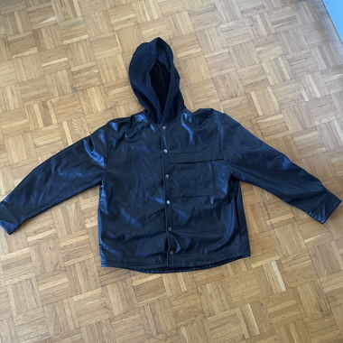 Veste à capuche Zara simili cuir noir T42