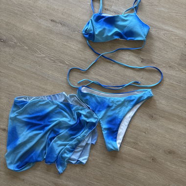 Blaues Bikini-Set mit Wickel-Slip