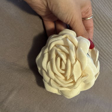 Barrette Rose