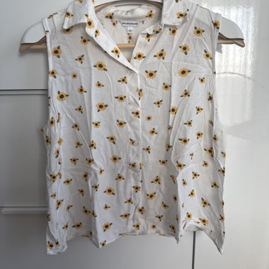 Clockhouse Floral Sleeveless Blouse