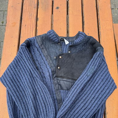 VINTAGE SWEATER
