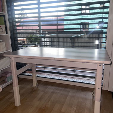 Höhenverstellbare Schreibtisch
