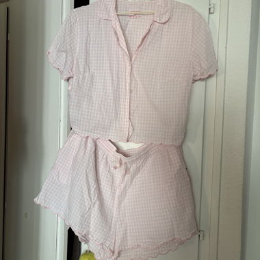 süsses Pyjama Set NEU