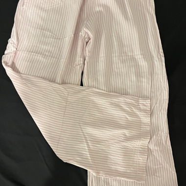 Pantalon de pyjama à rayures roses