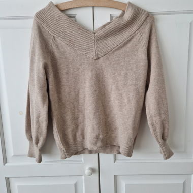 Maglione in maglia off-shoulder