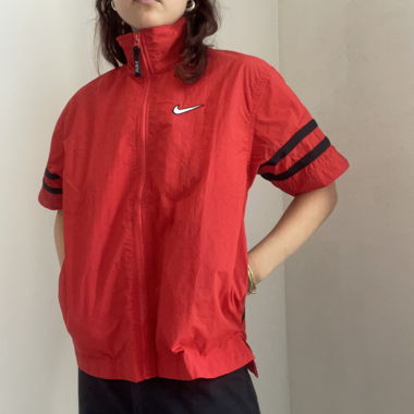 Red nike windbreaker gilet