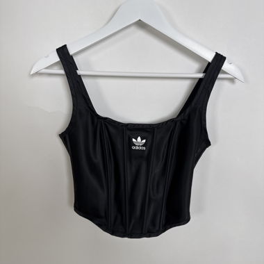 Top corto Adidas nero