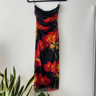 Vestito midi ZARA a fiori nero rosso taglia S