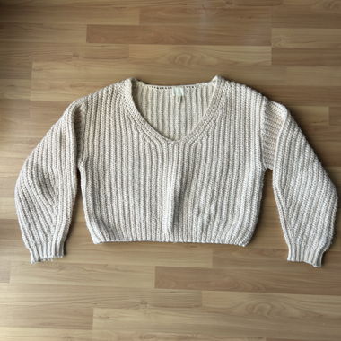 Pull en maille épaisse à encolure en V