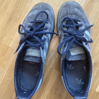Baskets Adidas Spezial