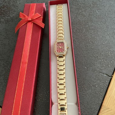 Orologio da polso da donna color oro