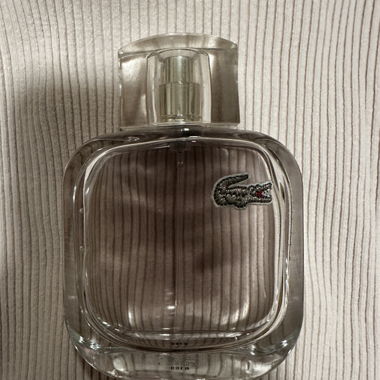 Flacon de parfum Lacoste pour femme