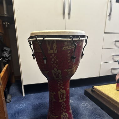 Djembe toca percussion 