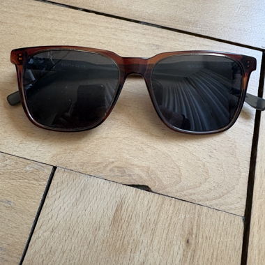 ESCAPE brown sunglasses