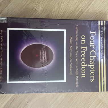 Libro yoga - Four Chapters on Freedom