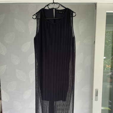 Robe bleue marine voilée 