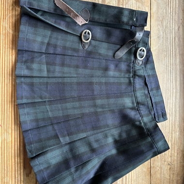 Brandy Melville plead skirt
